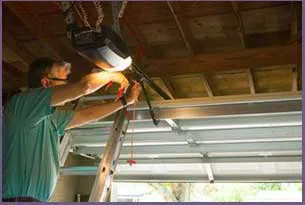 Community Garage Door Service Highlands Ranch, CO 303-653-9208 - 6-content-door-repair